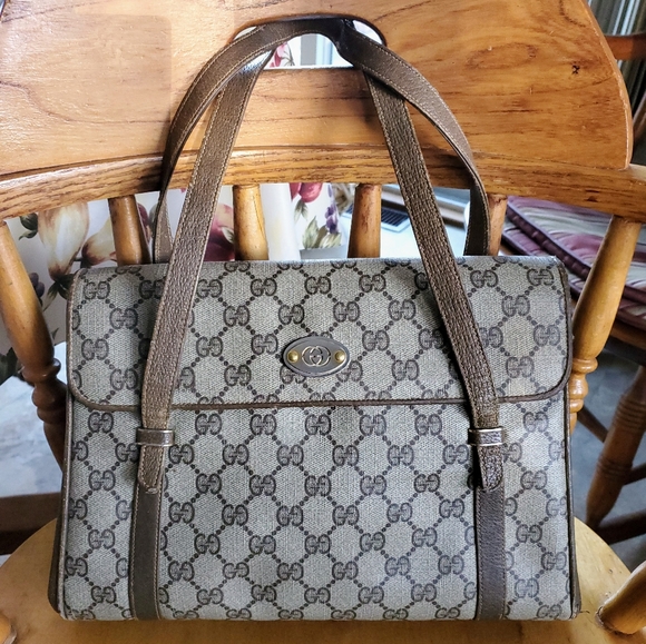 Gucci Handbags - GUCCI🙈AUTHENTIC RARE VINTAGE GG WEB SUPREME